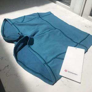 Lululemon in movement short